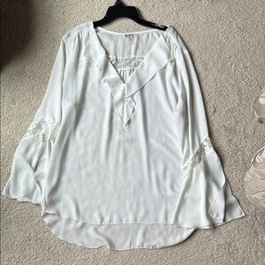 White,flowy, blouse size large